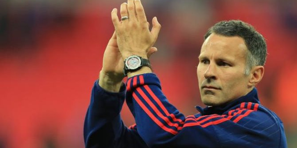 Bagi Giggs, Jadi Pelatih Itu Mesti Nyaman!